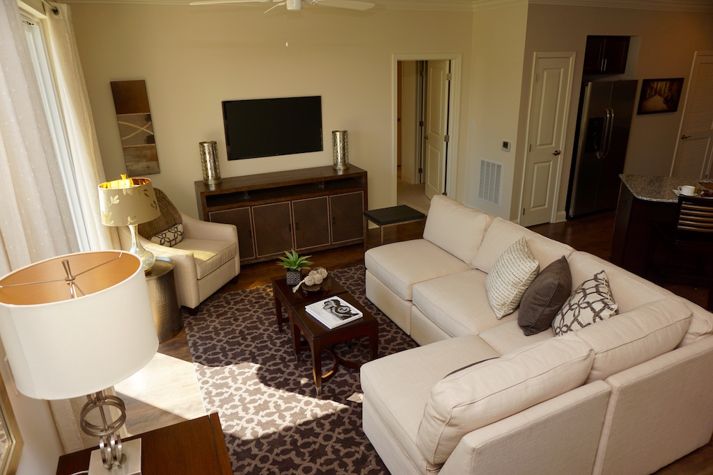 Highland Creek Condo Apartments | image 9