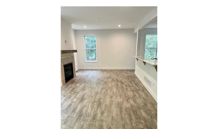 Landon Lane Apartments | image 4